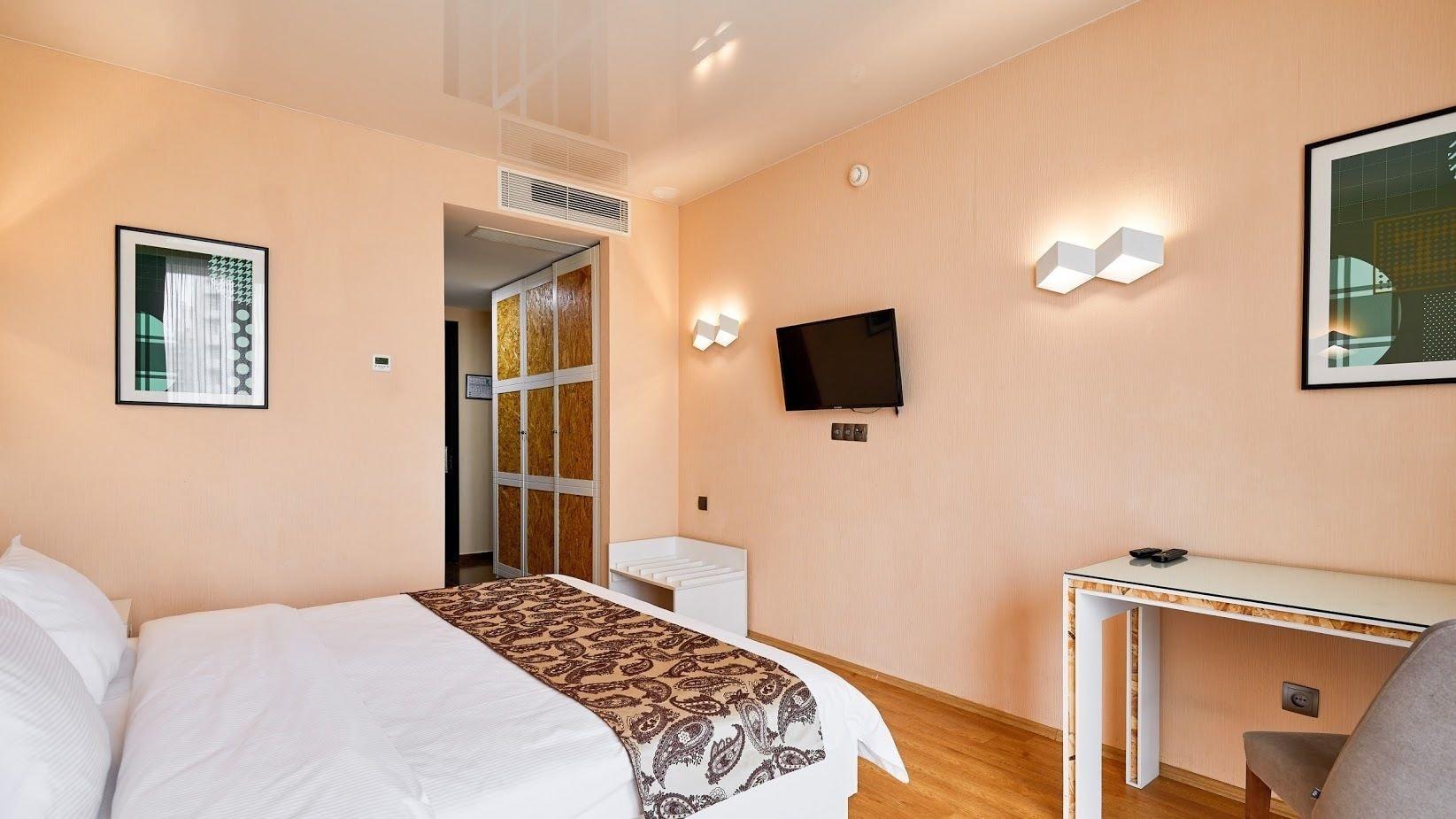 Iveria Inn Hotel Tbilisi Esterno foto