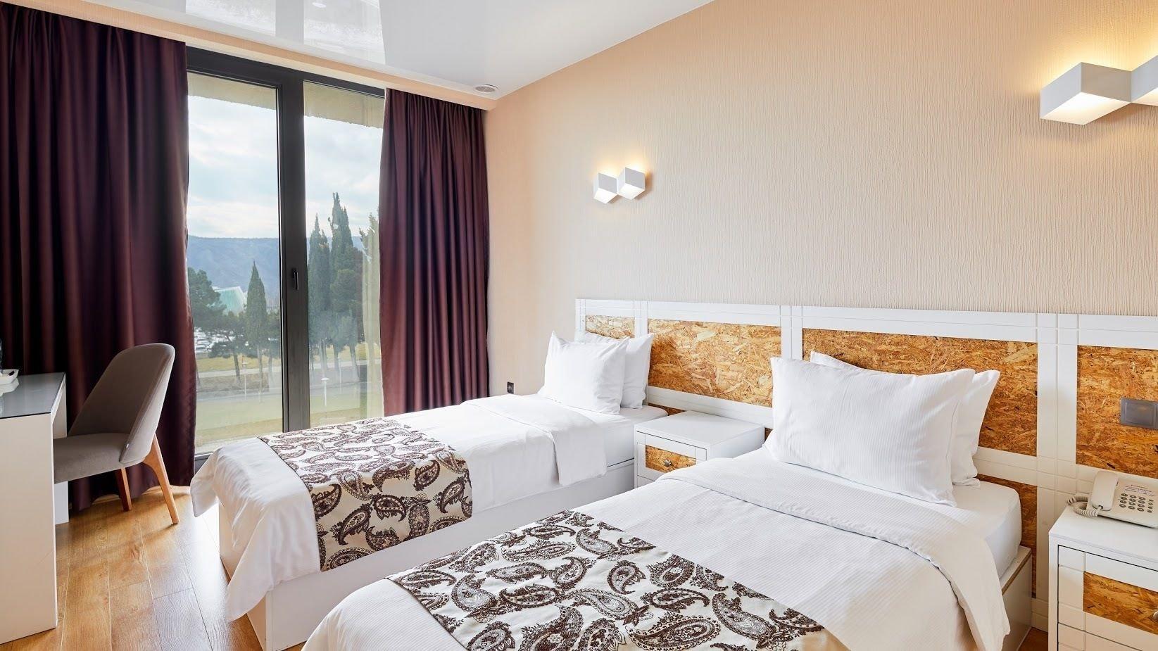 Iveria Inn Hotel Tbilisi Esterno foto