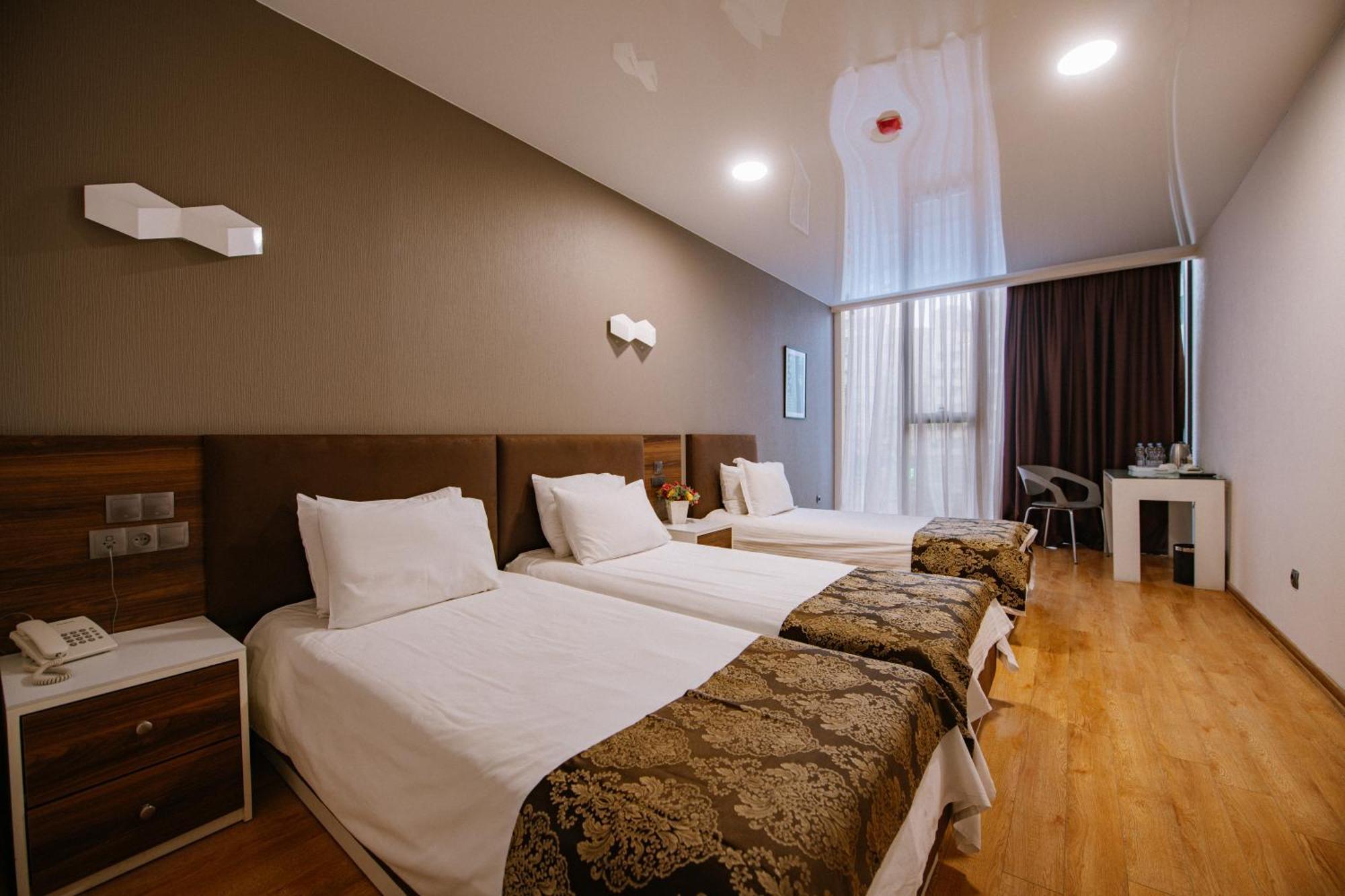 Iveria Inn Hotel Tbilisi Camera foto
